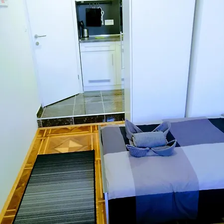 Pula-center * 普拉