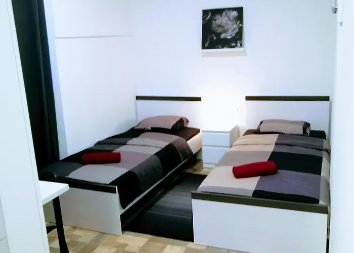 Pula-center * 普拉