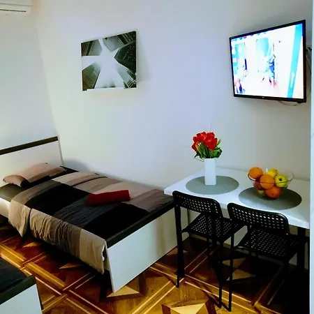Pula-center Apartamento *