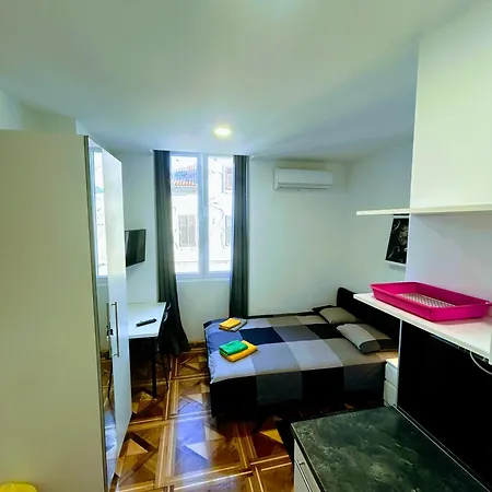 Apartamento Pula-center