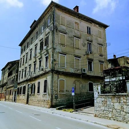 דירה Pula-center